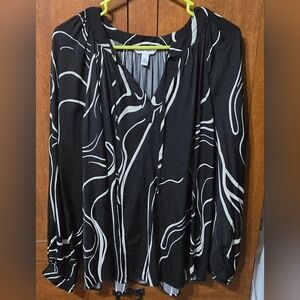 Nine West Black and White Abstract Blouse